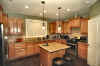kitchen1.jpg (192570 bytes)