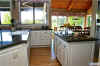 kitchen.jpg (54729 bytes)